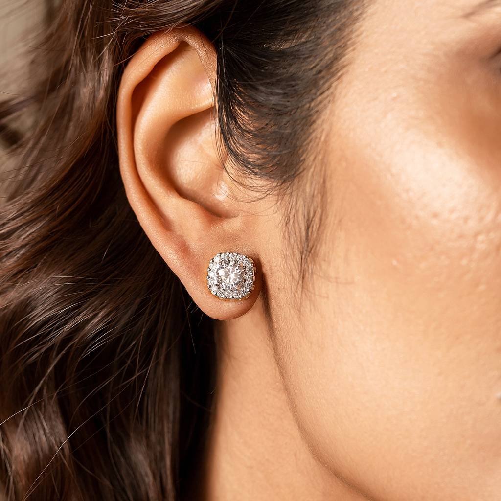 Sparkling Elegance Eternal American Diamond Stud Earrings : 8905124542332
