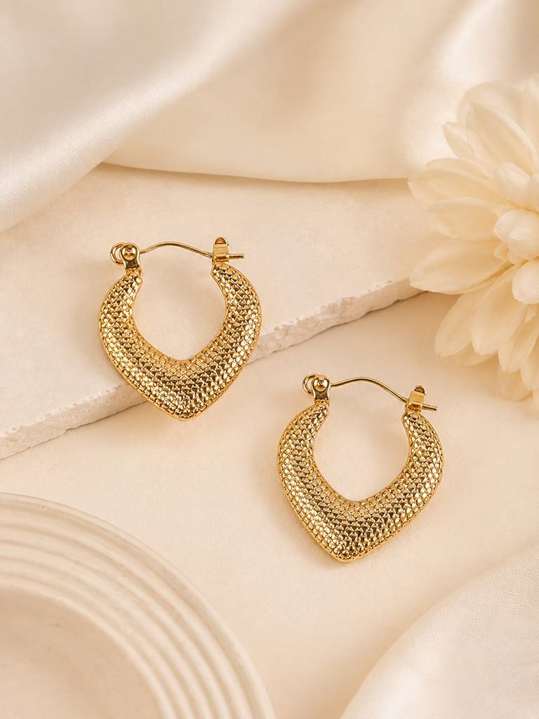 Gold Plated Textured Hoop Earrings : AN-LJ-GO-0132-DE