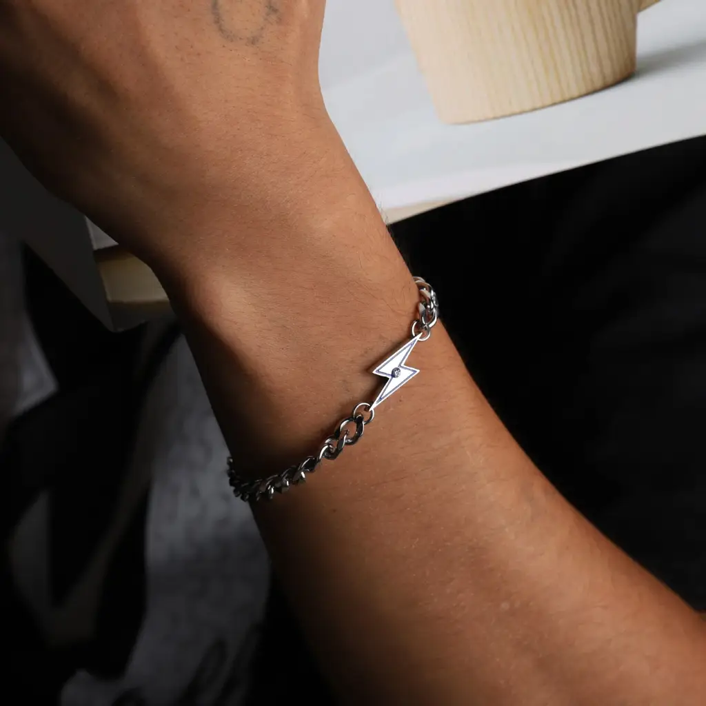 Blitz Lightning Chain Bracelet : MB1S1102-S-BU