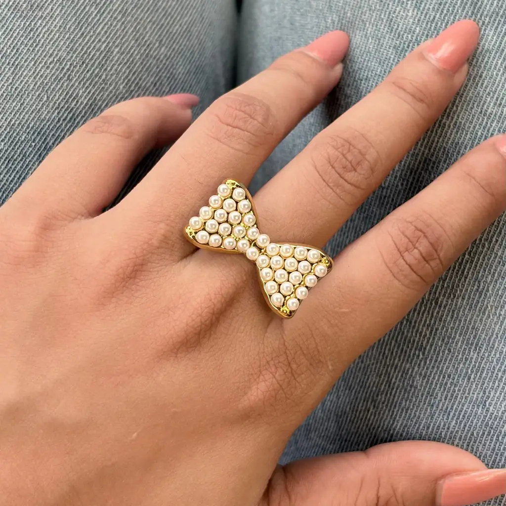 Madison Pearl Bow Open Ring : PST401