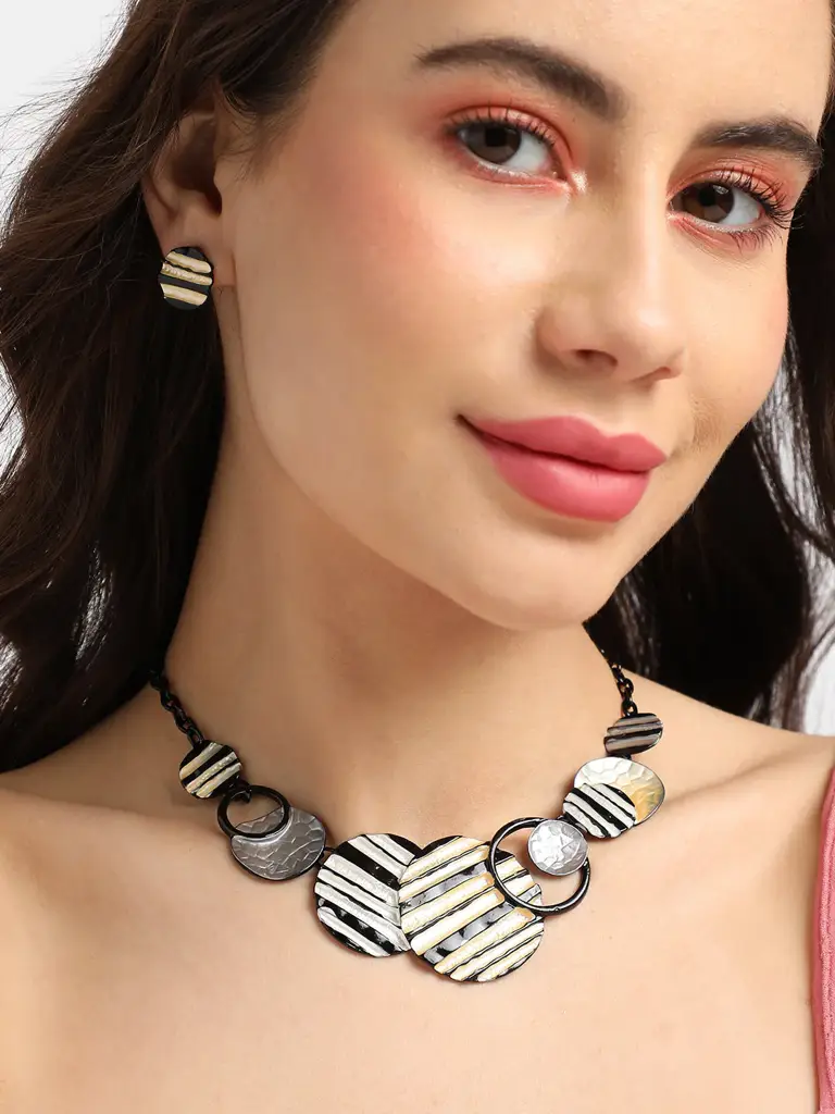 Women'S Multicolour Textured Circular Jewellery Set : SOHIJS9802