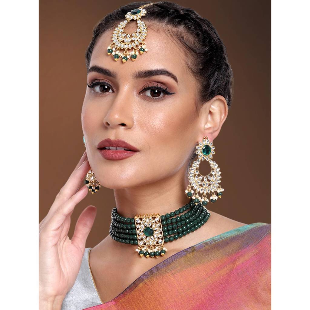 Gold Plated Jodha Akbar Kundan Faux Pearl Choker Necklace With Earring Maang Tikka Traditional Bridal Jewellery S : PF24N2929G