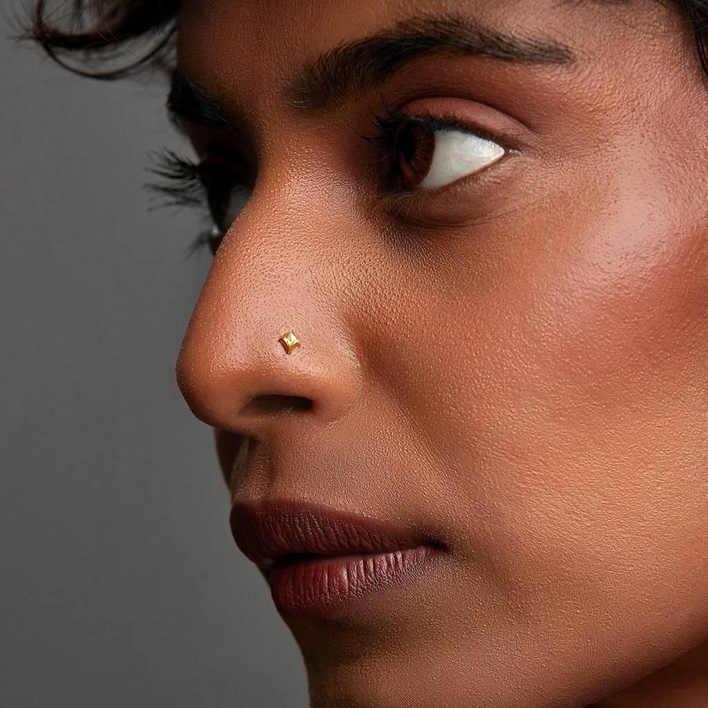 Yuvora 18K Yellow Gold Wing Vein Nose Pin For Women | Screw Back Closure | Bis Hallmarked | Pure Gold Nose S : DNP1004-18YG-IS