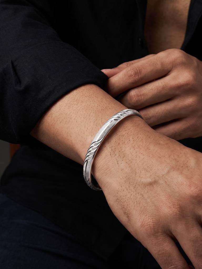 Textured Silver Kada Bangle : CWGB253