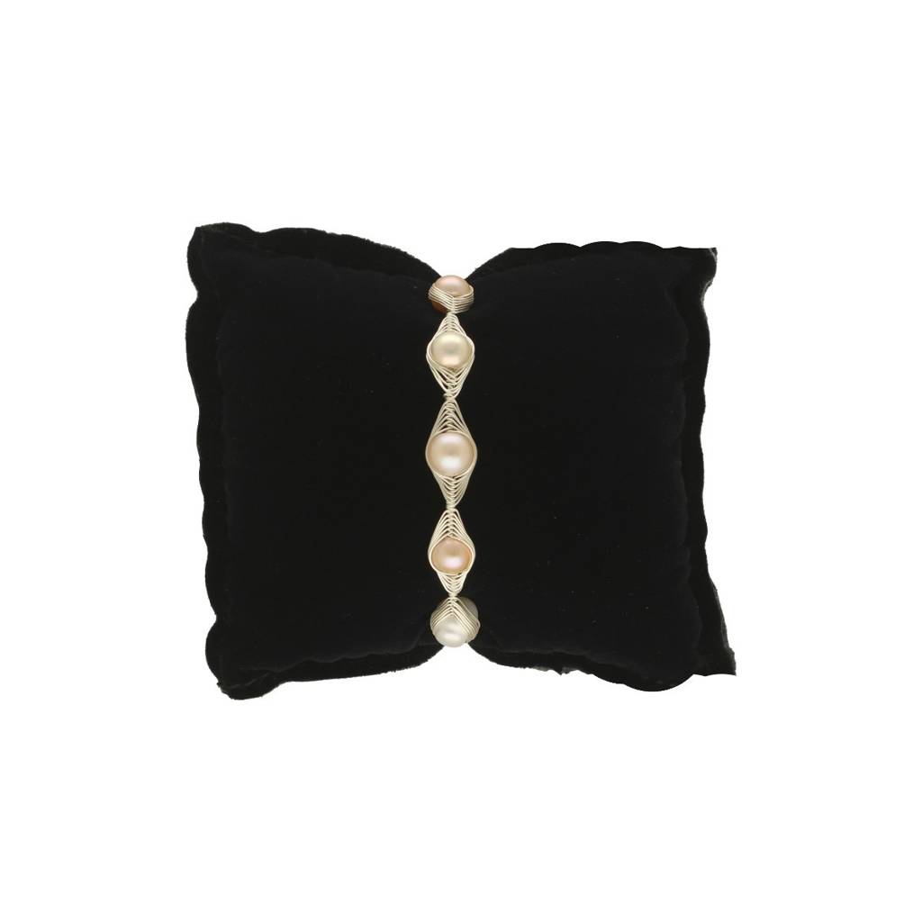 Toggle Pearl Bracelet : JPDEC-25-061