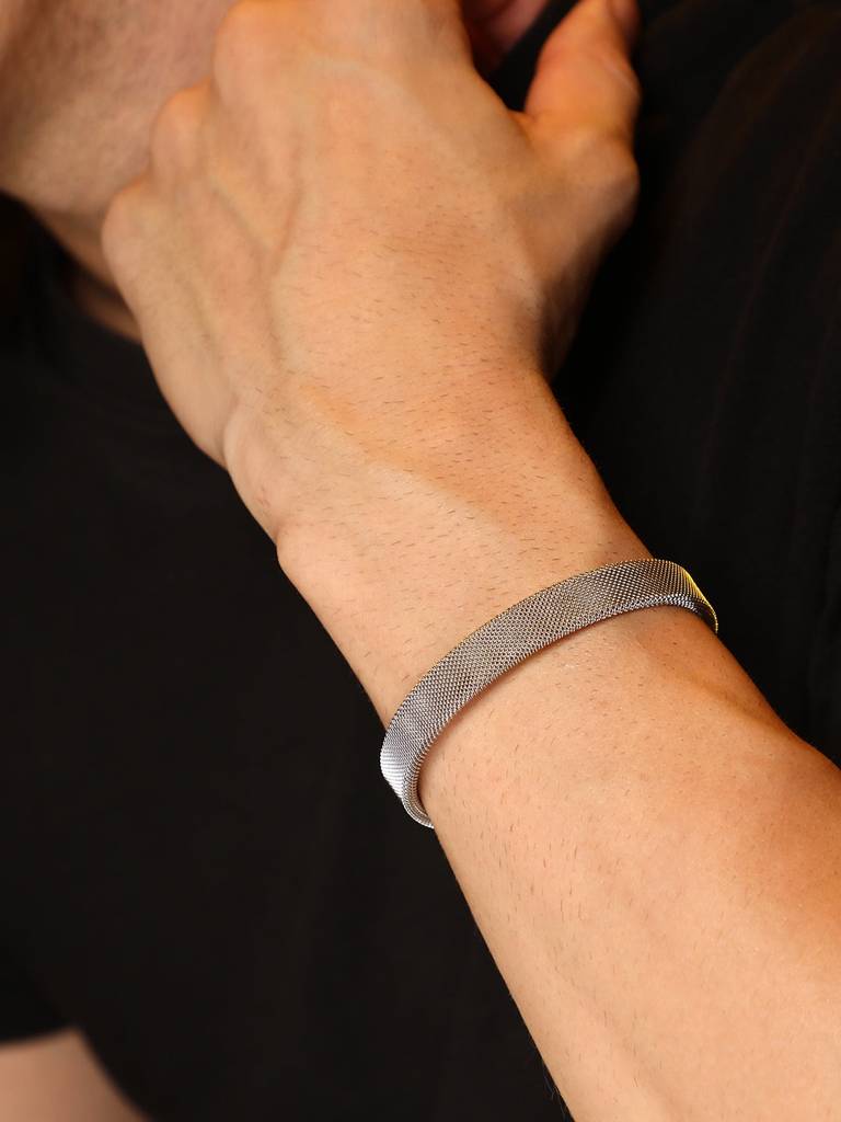 Men'S The Mesh Cuff Bracelet - Metallic Silver : FABR1119