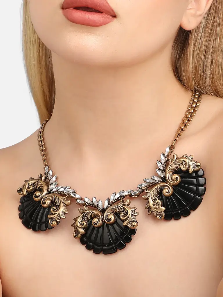 Sheba-Acrylic Crystal Gold Plated Choker Necklace : SOHNCK3525