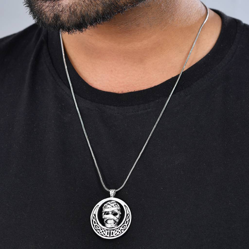 Statement Mummy Skull Silver Oxidised Men’S Pendant : 8905124565546