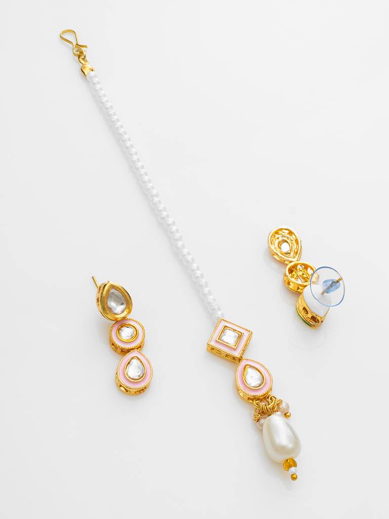 White Kundan Pearl Bridal Necklace Set With Maang Tikka : NK4733