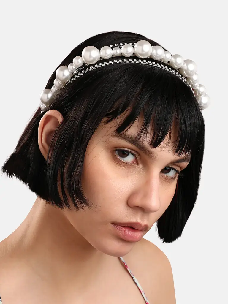 Oni-Chic Sparkle: Sohi'S Embellished Hairband : SOHIBD9546