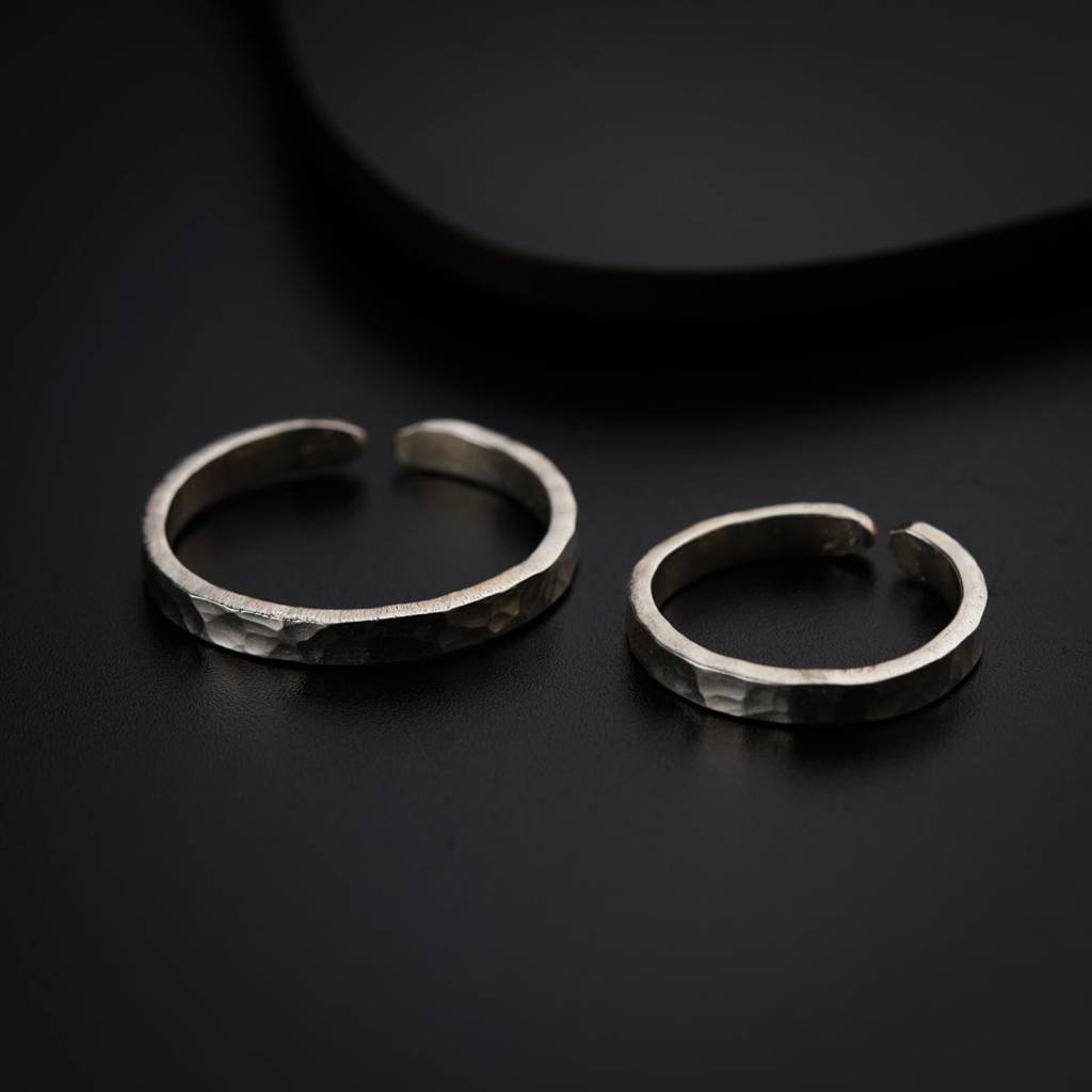 Hammered Couple Ring / Bands : silver_ring_hammered_thik_couple