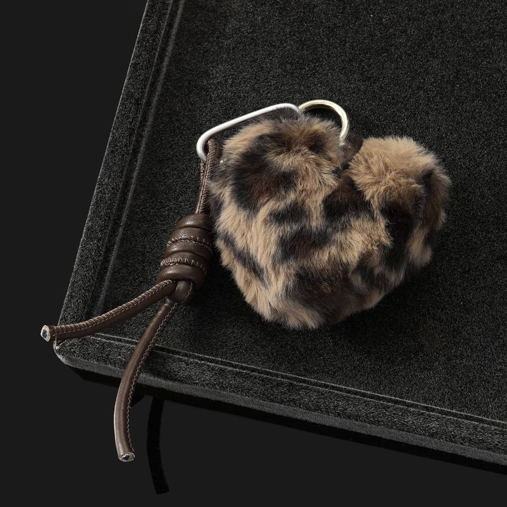 Fur Heart Bag Charm : C-BG-0034-BR
