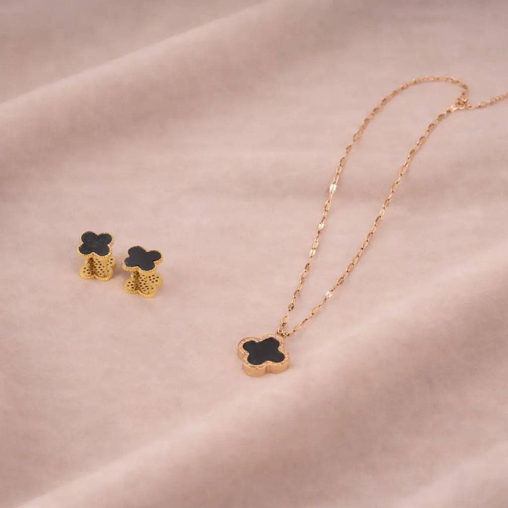 Black And White Clover Necklace And Studs Set : NEC-039-G-BLK-1