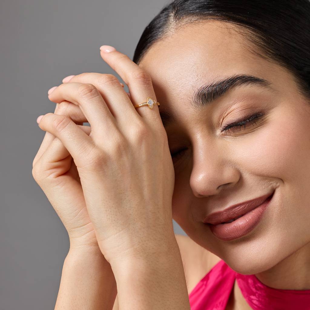 White - Plated Office Wear Silver Finger Ring - 453231 : 453231