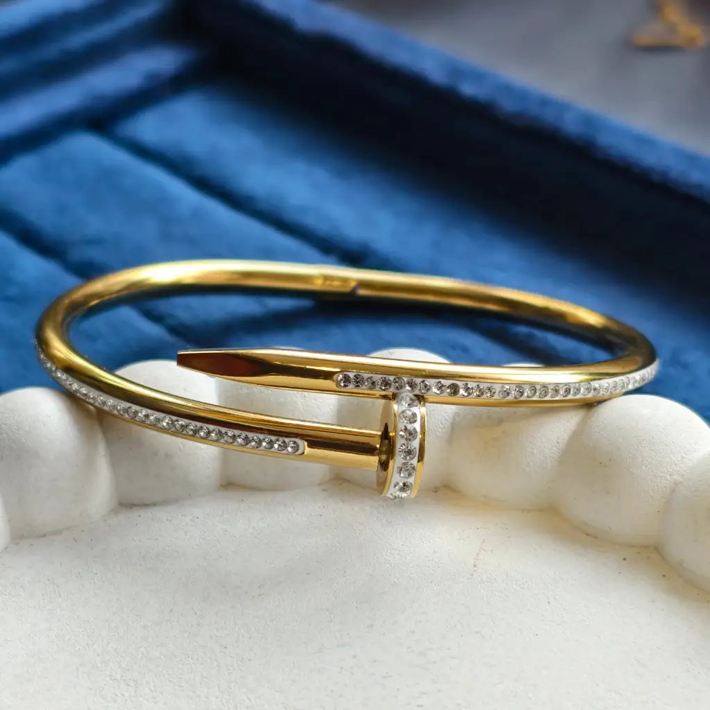 Nadia Nail Edge Cuff : PST029