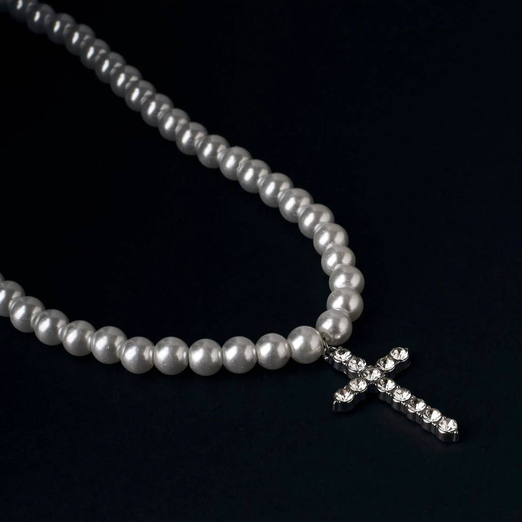 Pearl Pinnacle Cross Necklace : MN1S0448