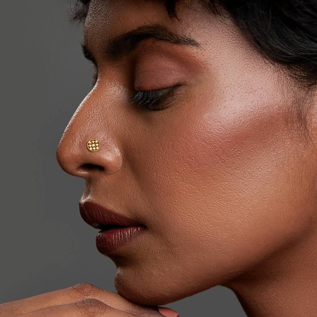Yuvora 18K Yellow Gold Ninefold Nexus Nose Pin For Women | Screw Back Closure | Bis Hallmarked | Pure Go : CPNP1041-HP-18YG-IS
