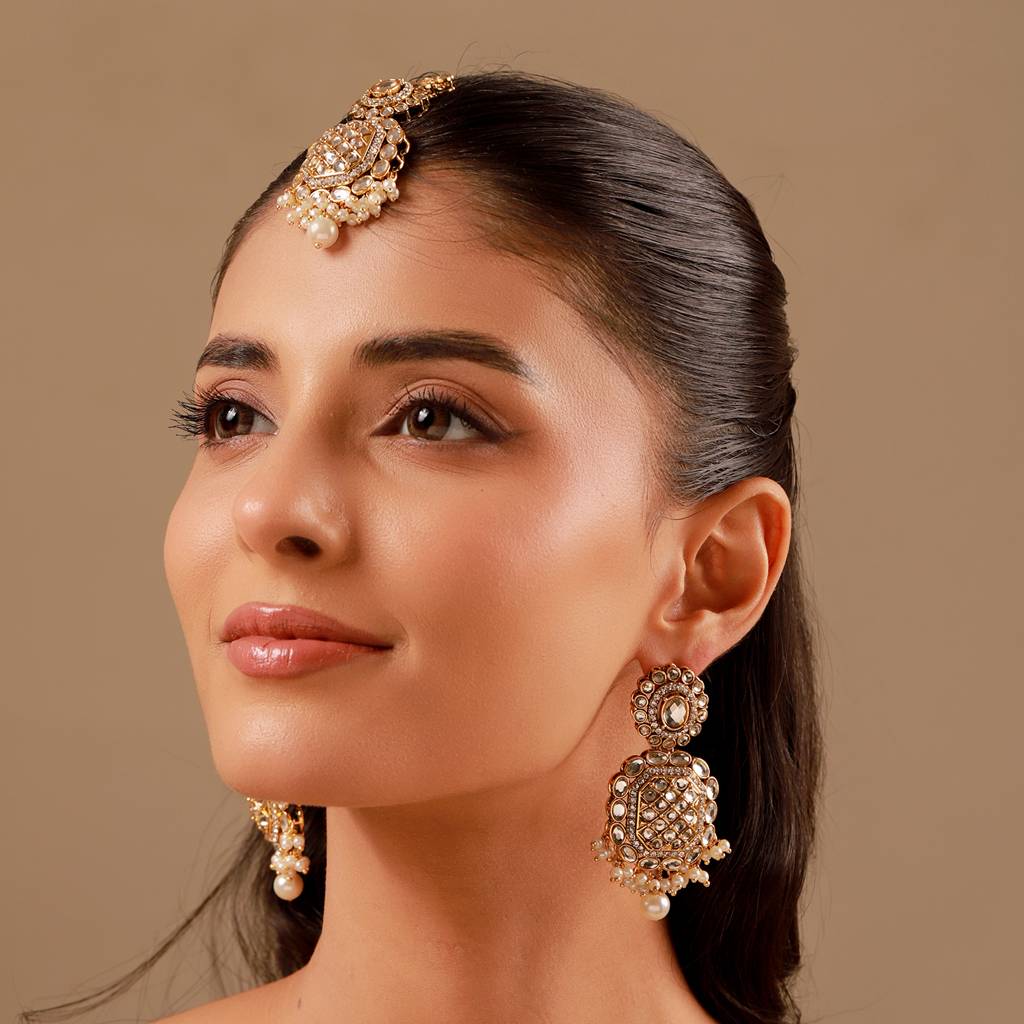 Kundan Opulance White Smoke Cz-Pearl Yellow Gold-Plated Dangler Set : 8905124585339