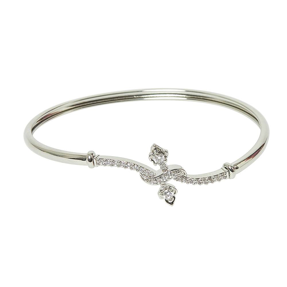 Stylish Silver Finish Bracelet From Elegance Collection : 8905124460834