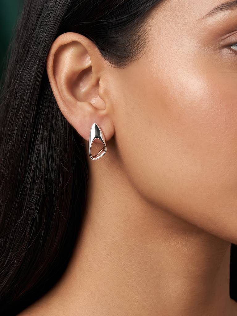 Two-Tone Sculptural Earrings : KLER2817
