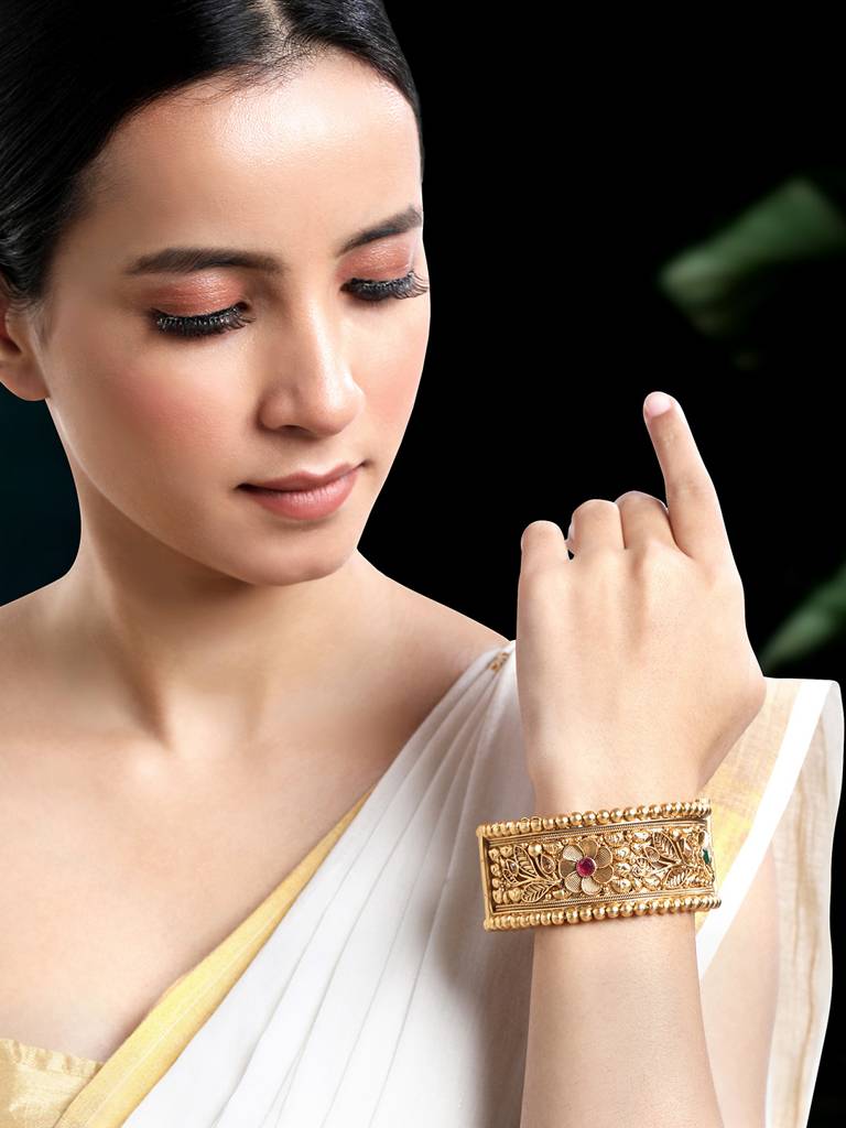 Peora Gold Plated Synthetic Stone Studded Thick Single Piece Openable Floral Design Kada Bangle Traditional Jew : PF74B90-S1-4