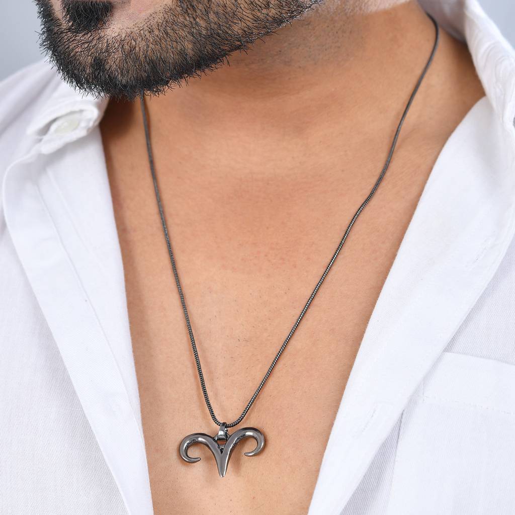 Eclipse Aries Horn Symbol Black Men’S Pendant : 8905124565553
