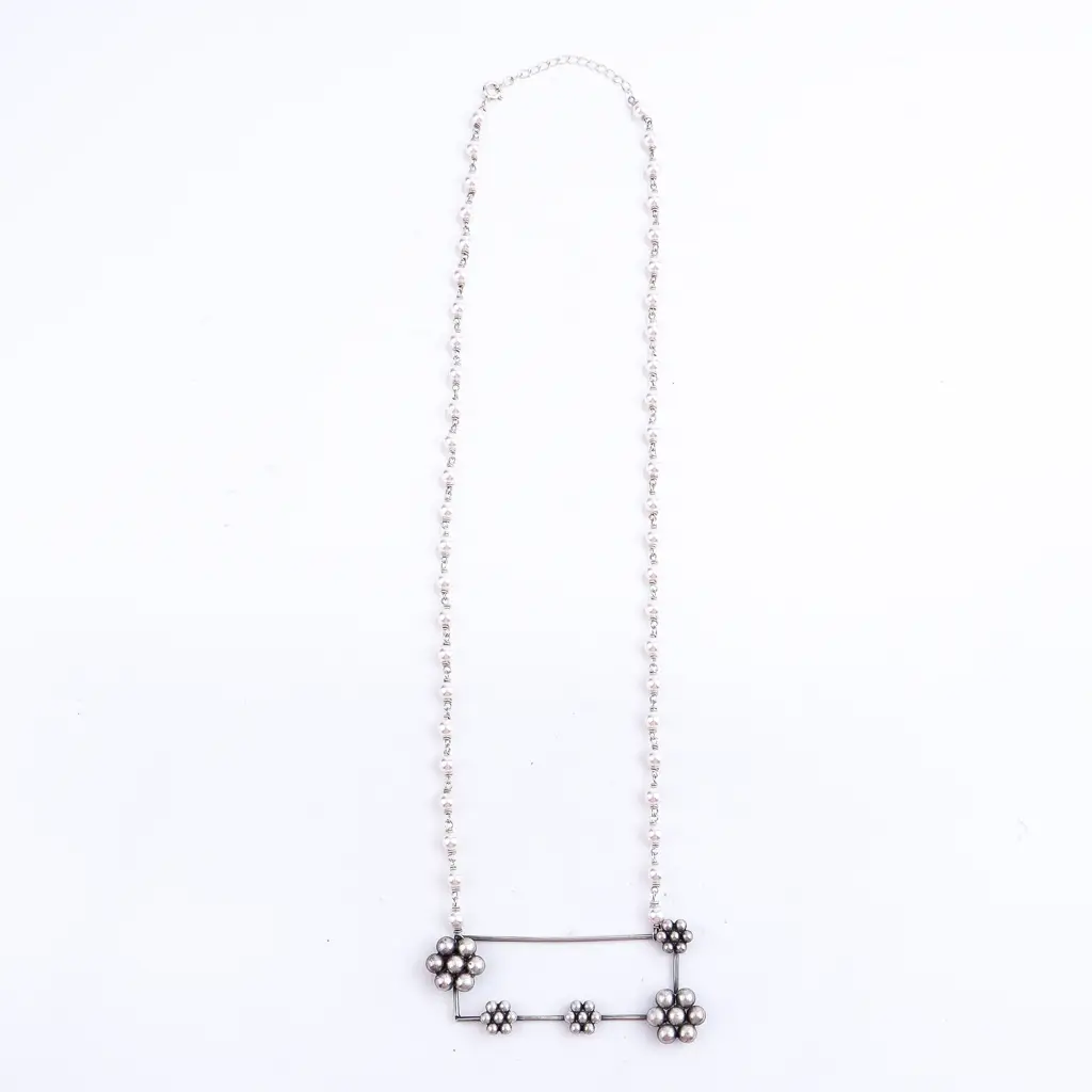 Handmade Kudi Abstract Necklace With Pearls : 64072855