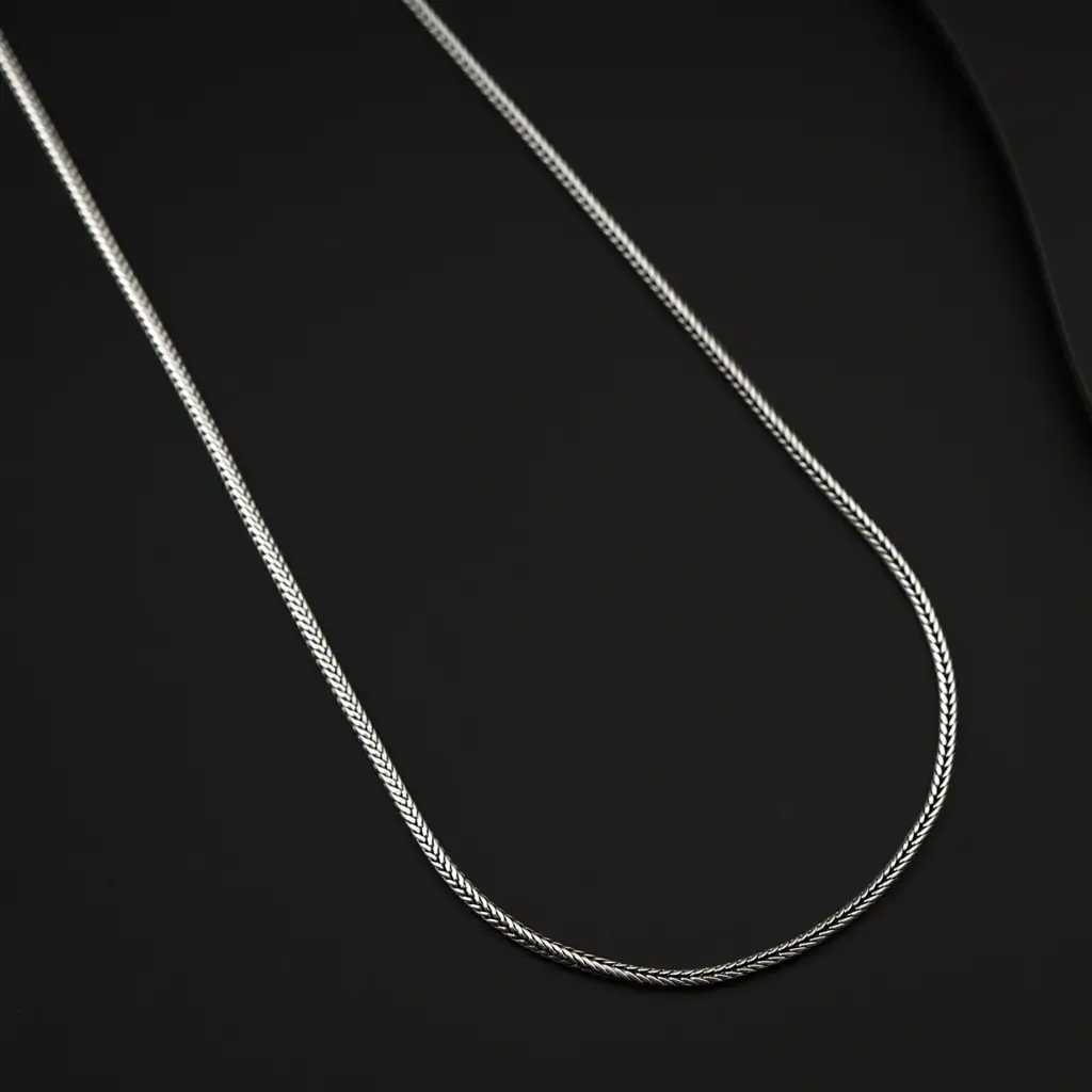 Silver Chain For Men / Women ( 22 Inches ) : 79268247
