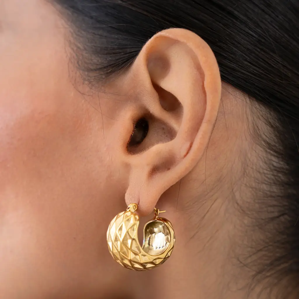 Classic Eleganza Hoop Earrings - 18K Gold Plated : ERTTT060
