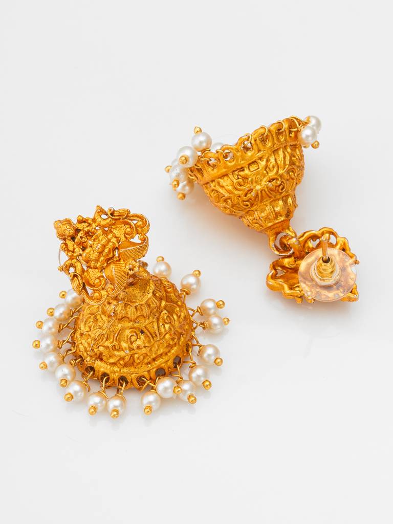 Temple Lakshmi Pendant Pearl Layered Necklace Set : NK4373