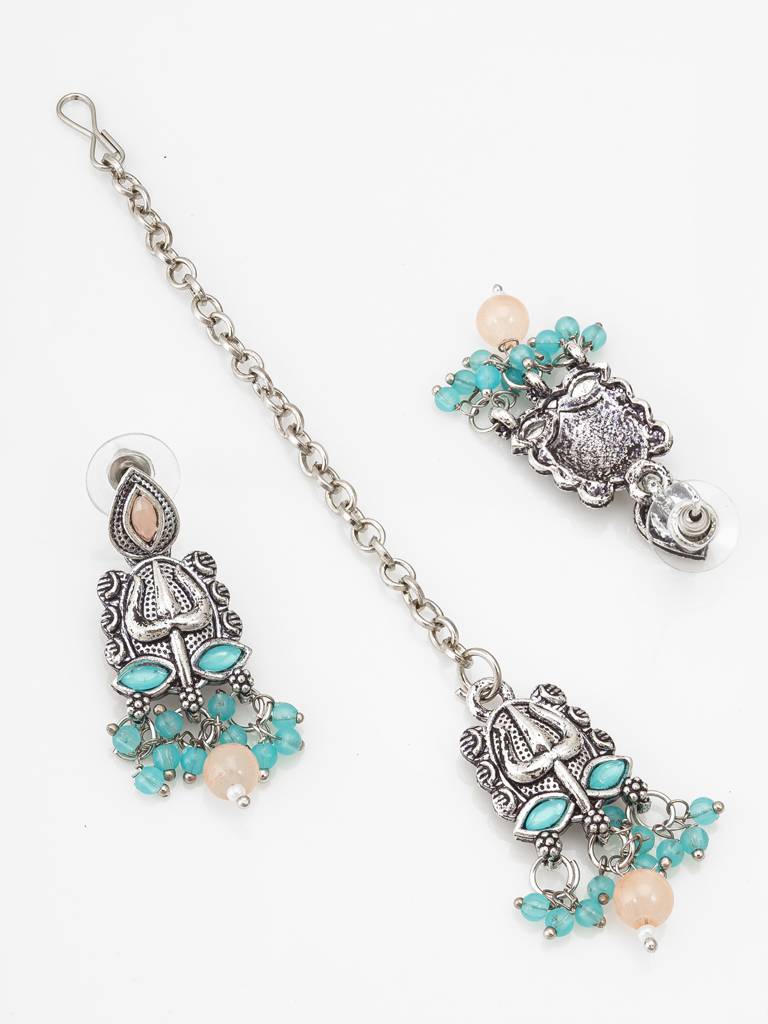 Navratri Special Silver Floral Choker Necklace Set With Earrings And Maang Tikka In Turquoise And Peach Beads : NK4099