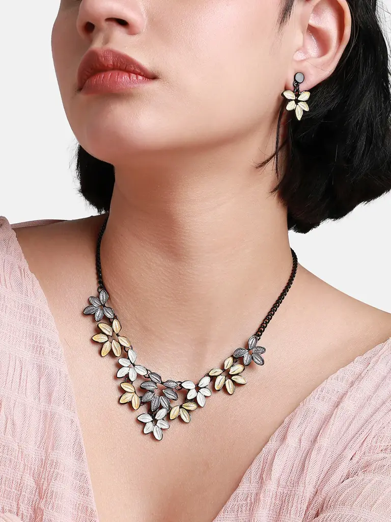 Kahri-Women'S Gold & Silver Foliage Jewellery Set : SOHIJS9800