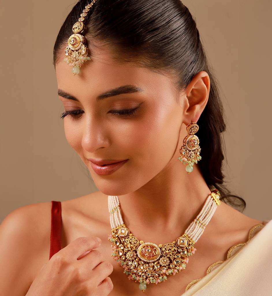 Kundan Opulance Light Pink Multi Cz-Pearl Yellow Gold-Plated Short Necklace Set : 8905124585353