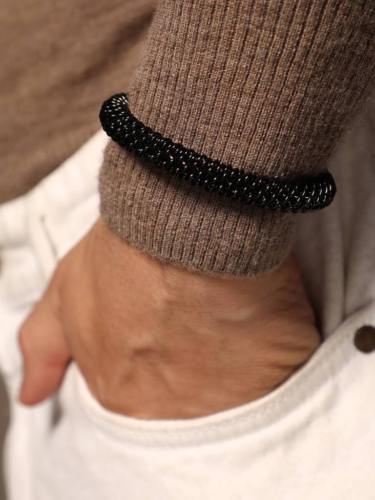 Men'S The Spiral Cuff Bracelet - Onyx Black : FABR1121
