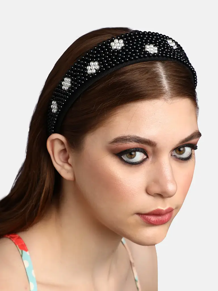 Naina-Pearlescent Hair Wraps : SOHIBD9593
