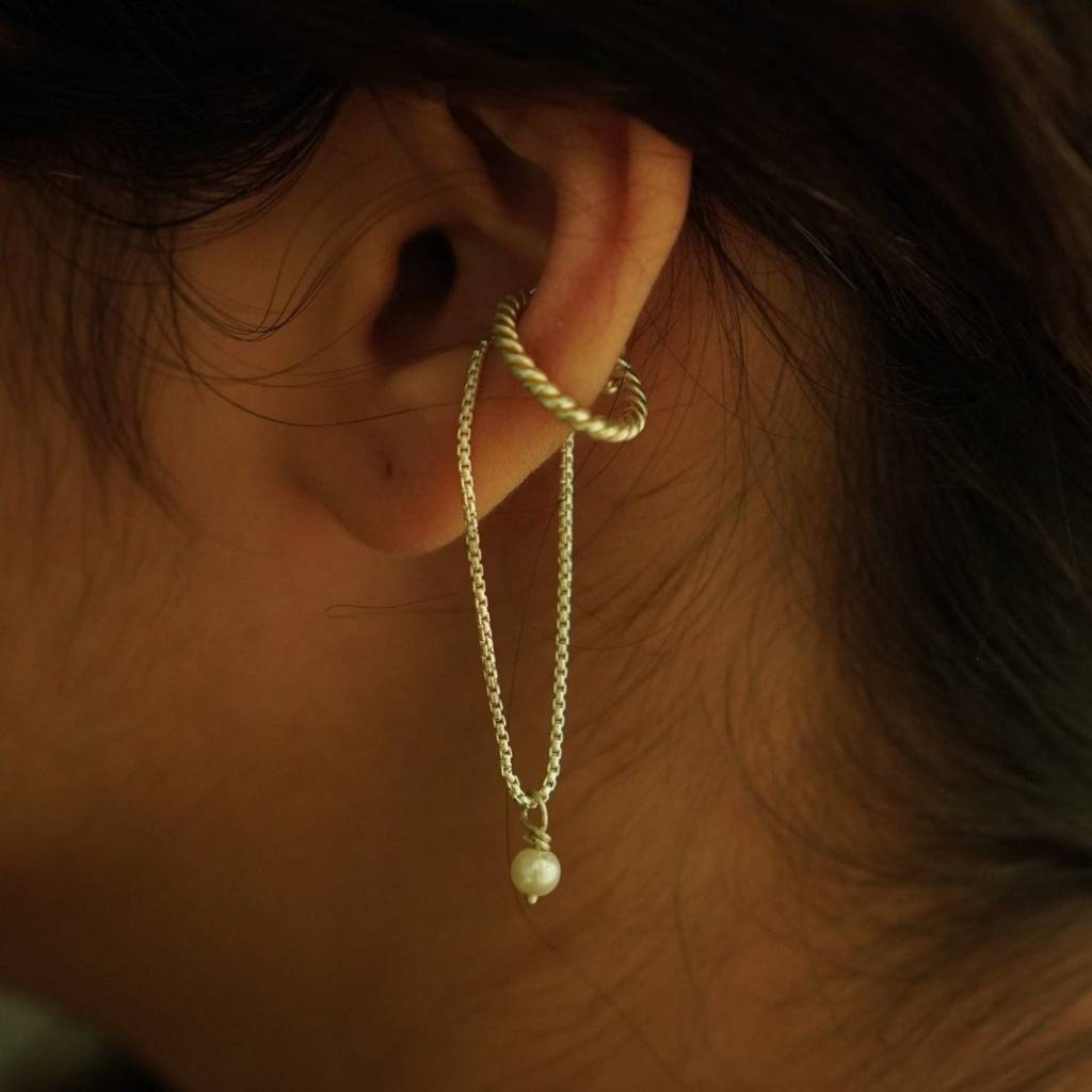 Minimalist Drop Earclip : SJ451