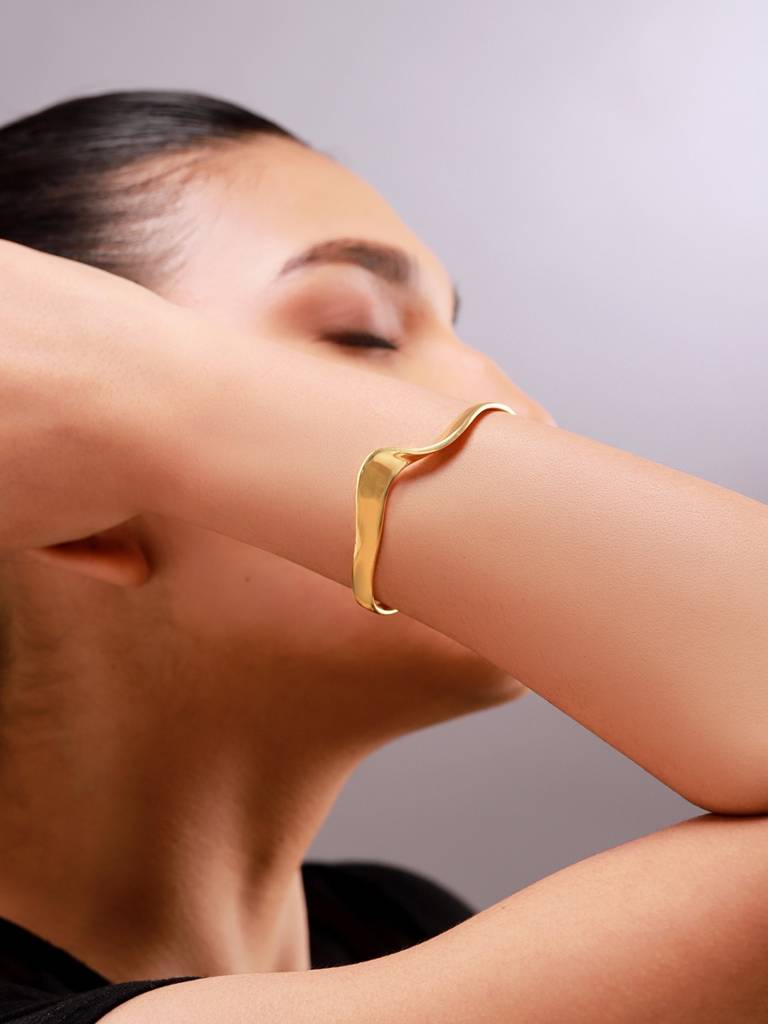 Flow Tide Ribbon Cuff Adjustable Bracelet : 8905124576757