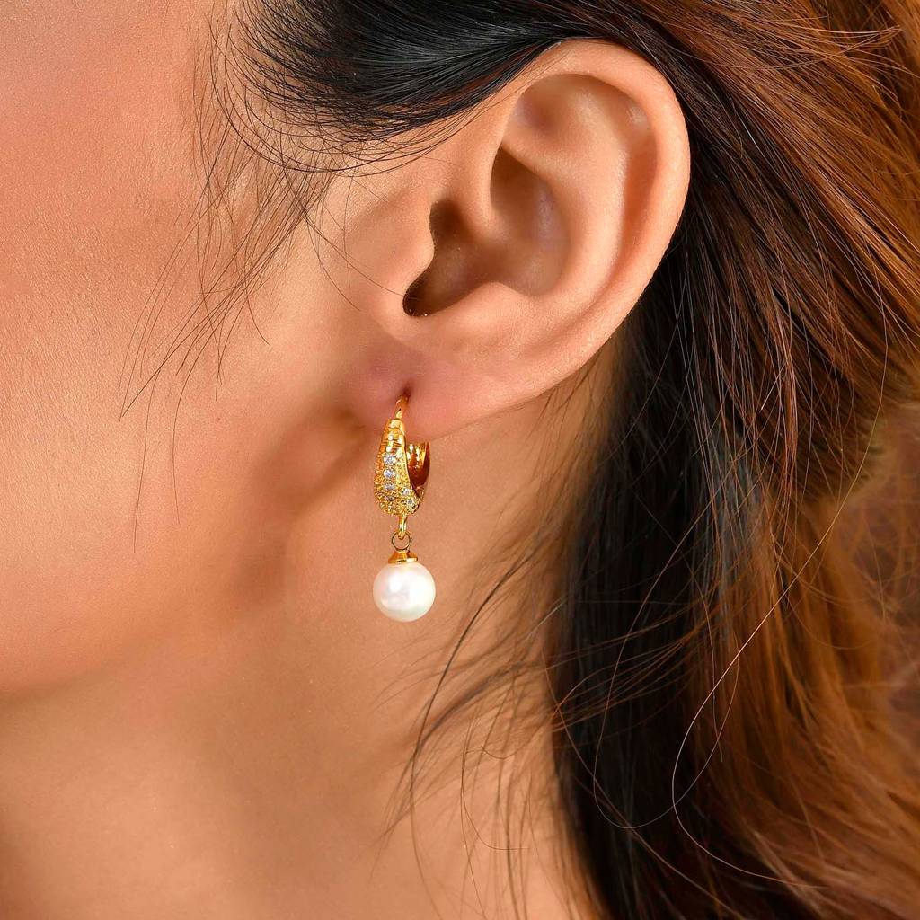 Sparkling Essentials Pearly Tara Hoop Earrings : 8905124547481