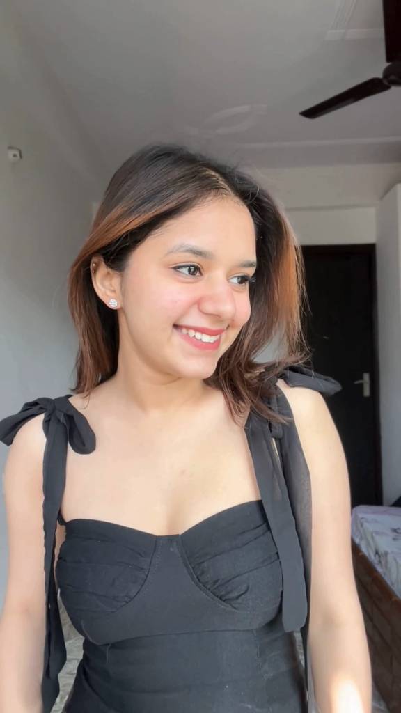 Sterling Silver Floral Cluster Stud Earrings With Sparkli : ES027-SterlingSilverFloralClusterStudEarringswithSparklingCZStones