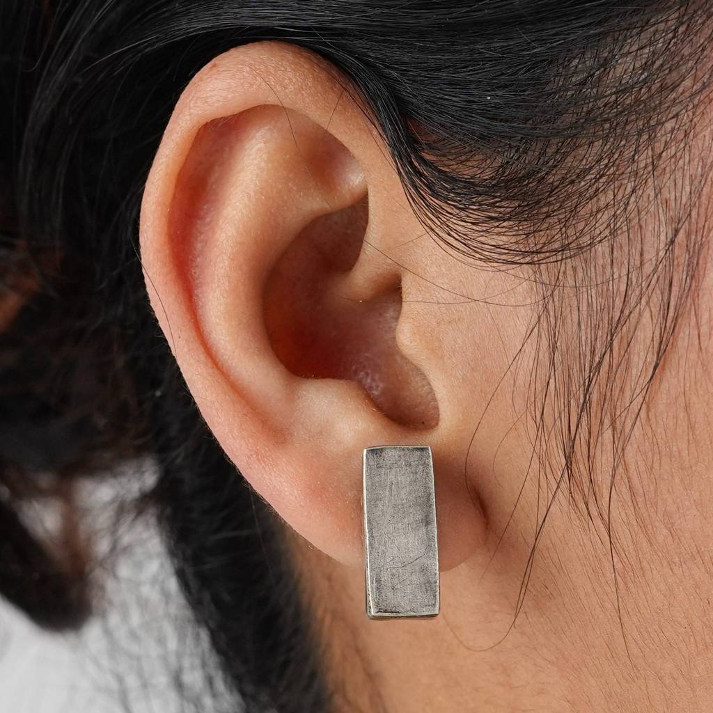 Silver Box Earrings : 90609815