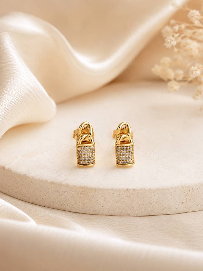 18K Gold Plated Crystal Lock Drop Stud Earrings : AN-VM-GO-0145-DE