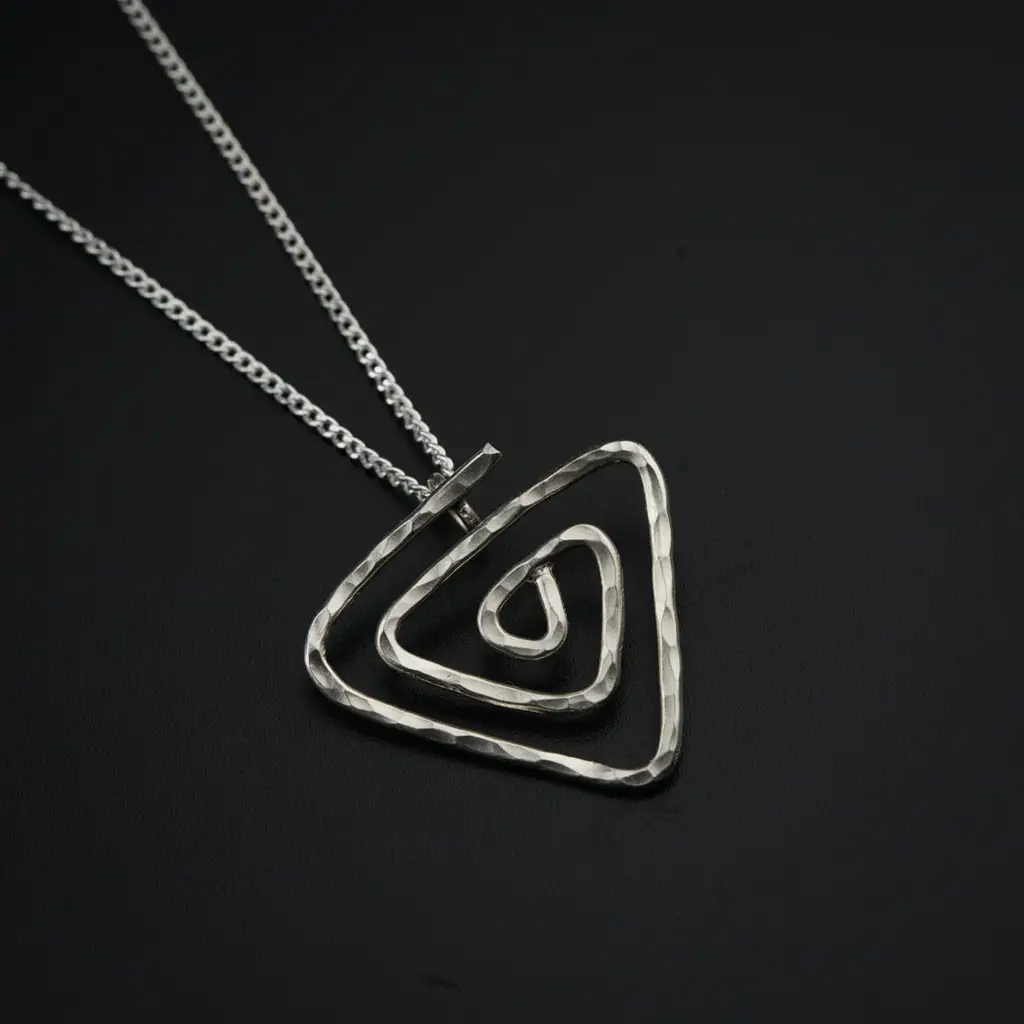 Silver Ripple Necklace : 72307863