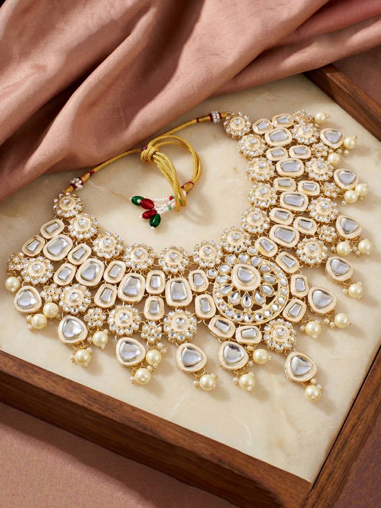 Bridal Kundan Jewellery Set With Hathphool & Nath : 2541-IZK-554-W