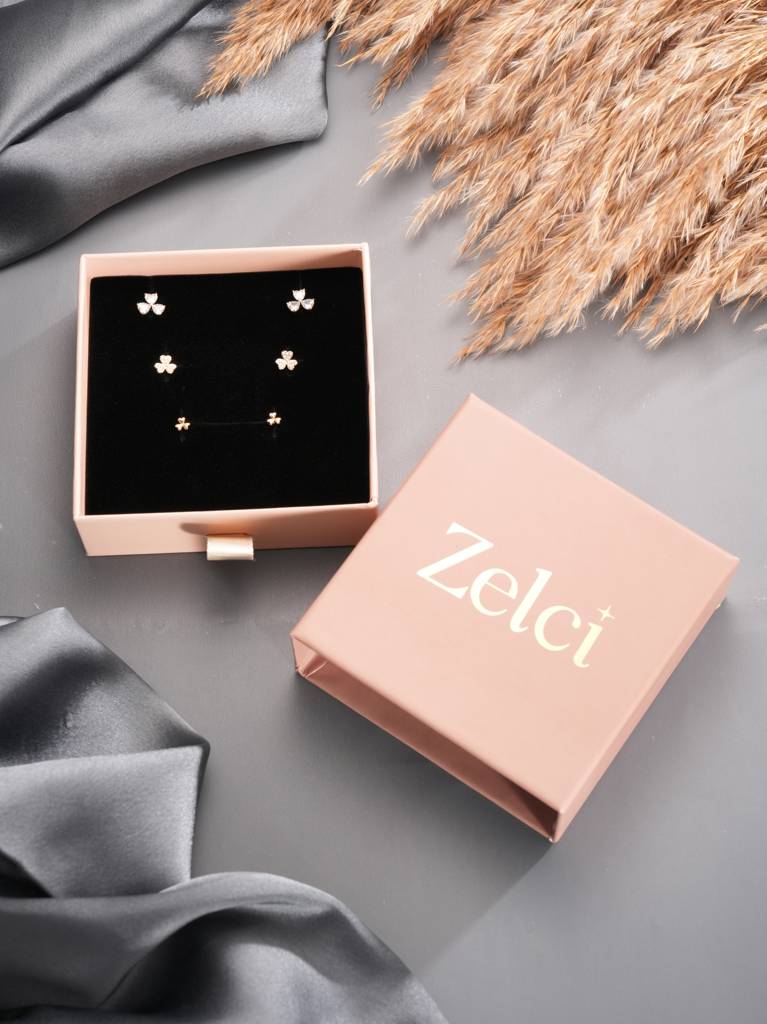 Mini Floral Studs (Set Of 3)- Gold : Z-ZS-ER-306