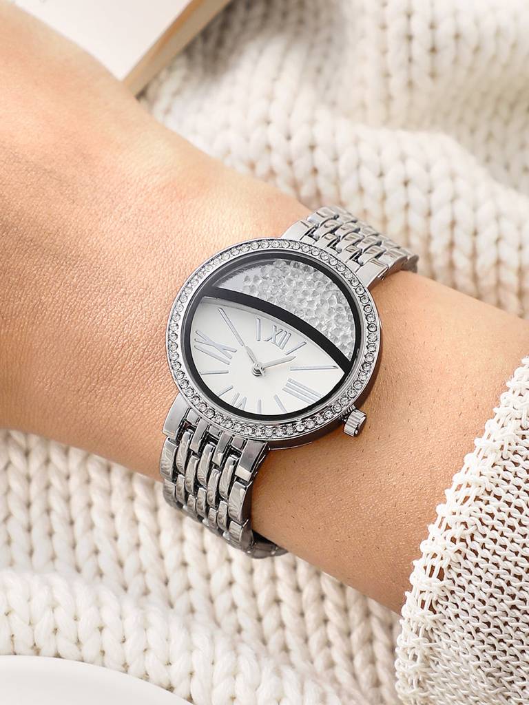 The Horizon Bijou Round Watch : HSWC1400