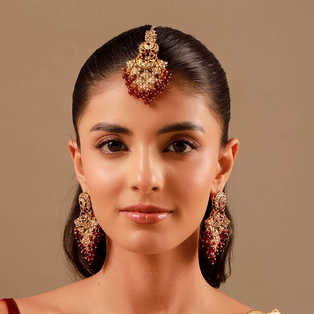 Kundan Opulance Pearl-Beaded Yellow Gold-Plated Chand Bali Set : 8905124582345
