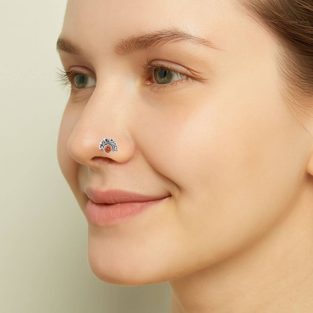 Citrine Stone With Heart Leaf Motif Nose Pin - Sterling Silver : NP00020_925S_OX_CT