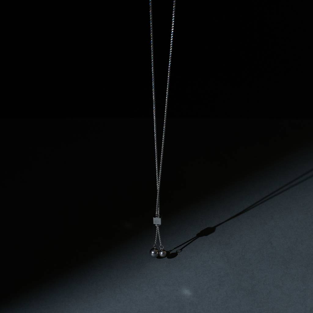 Satin Silver Tassel Chain : NS12478