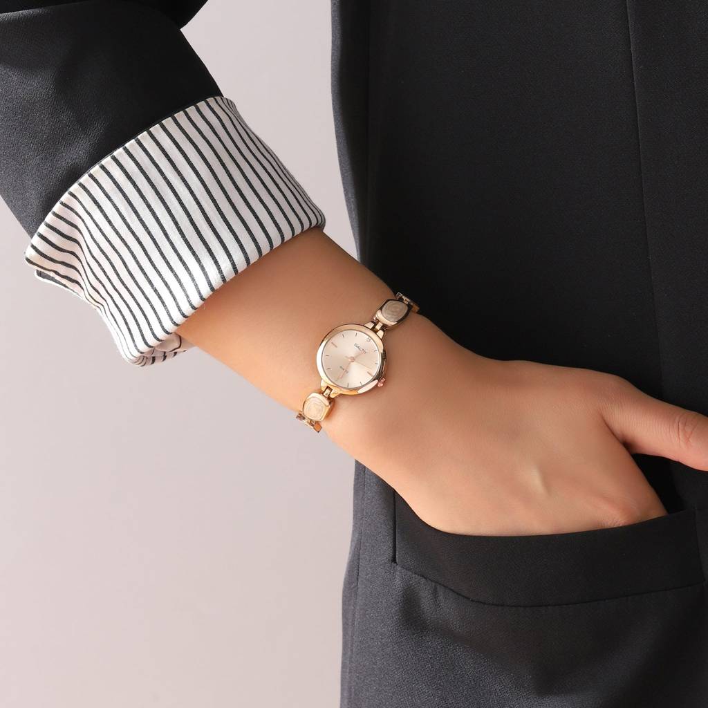 Mono Classic Designer Watch For Women : WT-S-0030-G-PK