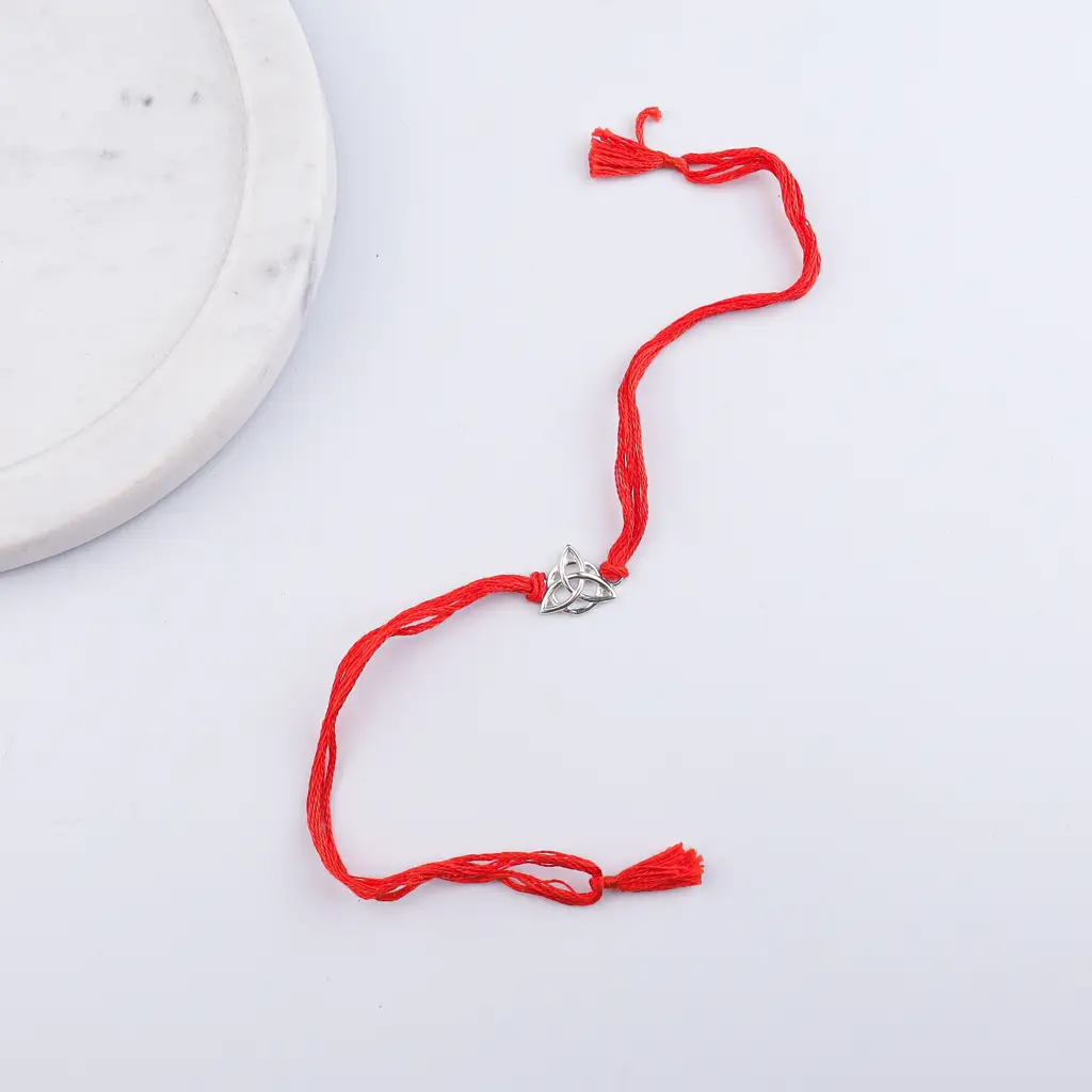 Celtic Trinity Silver Rakhi : 67416471